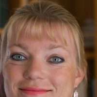 Carina Fiedeldey-Van Dijk profile photo.